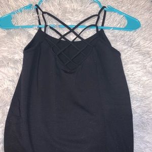Cross neck tanktop